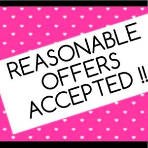 MAKE A REASONABLE OFFER! 😊